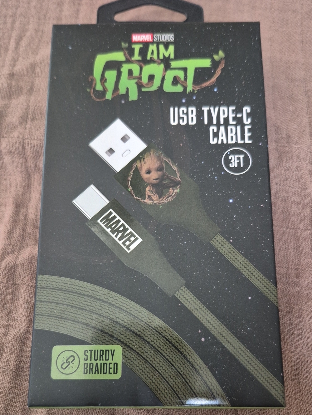 Marvel I Am Groot USB Type-C Cable - Olive Green and Black